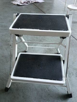 ESCALERA 2 PELDAÑOS