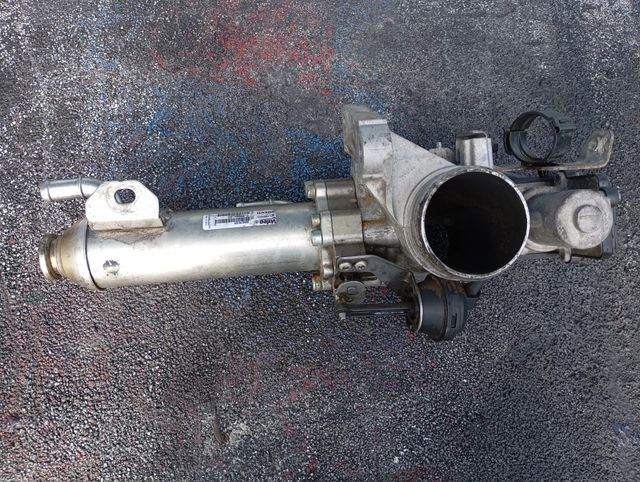 Conjunto enfriador valvula EGR Volvo