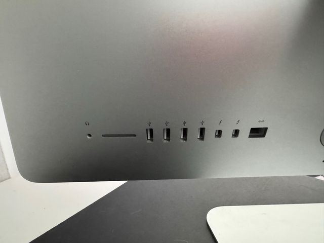 iMac Apple MK452Y Retina 4K 215" 2015 PERFECTO