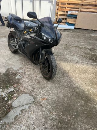 Yamaha R1 YZF 2006