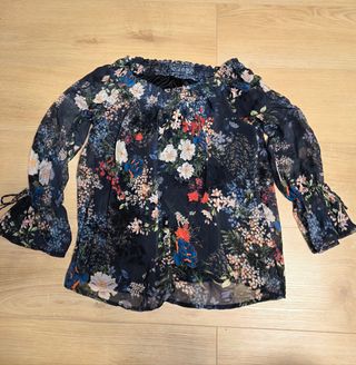 Blusa flores