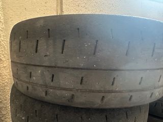 Sliks pirelli 16 350 pareja