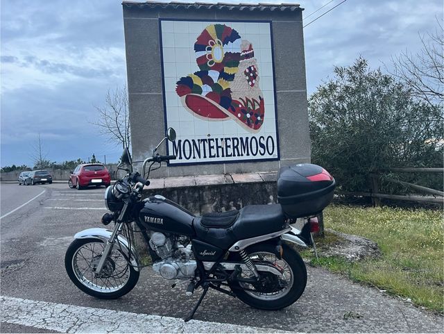 Yamaha SR 250 special