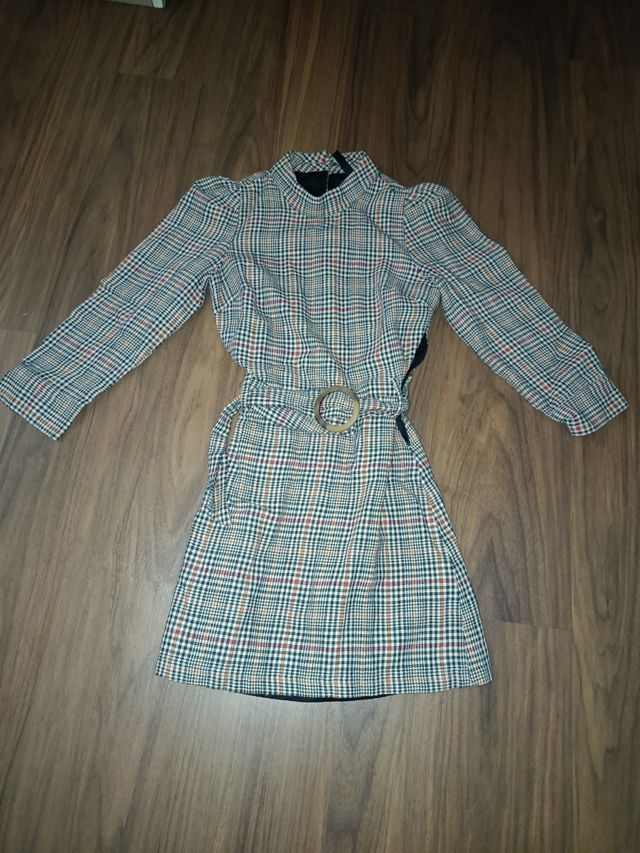 Vestido mini zara