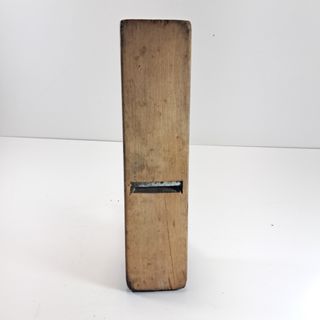 Vecchia piallatrice per legno