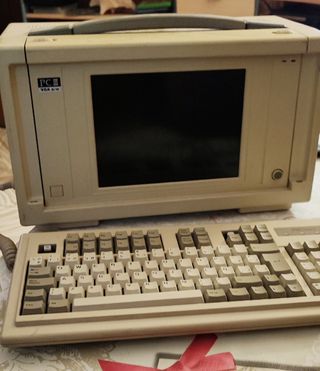 Ordenador vintage pIII