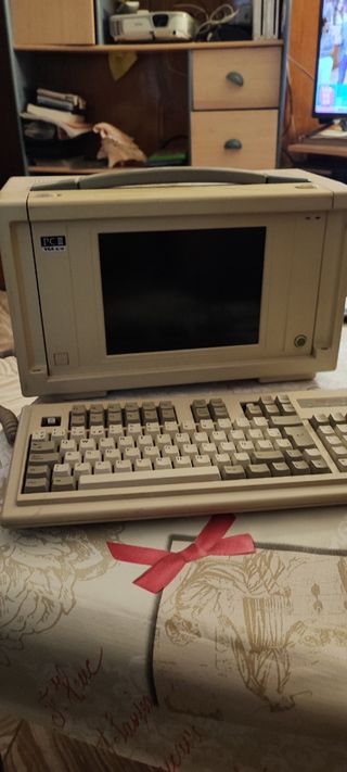 Ordenador vintage pIII