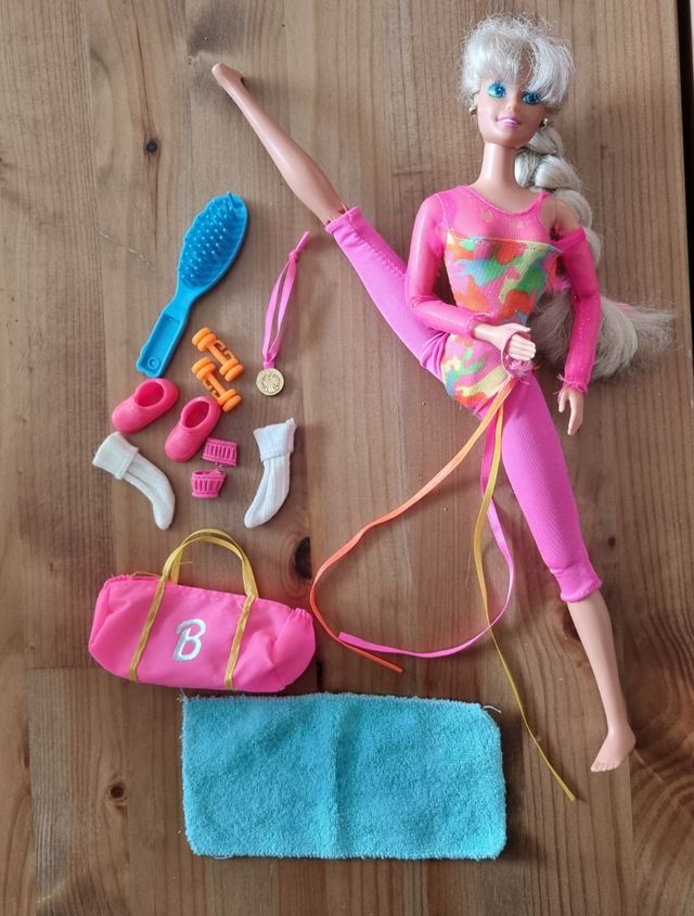 Barbie gymnast 1993