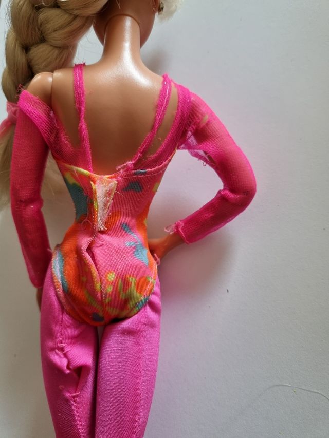 Barbie gymnast 1993