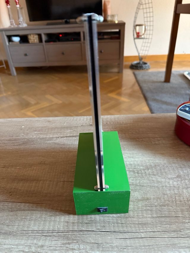 Pizzara expositor tanqueray con led