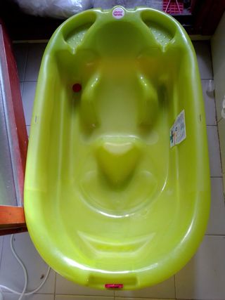 Vaschetta con fasciatoio