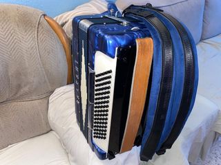 acordeon Baleani 80 bajos 