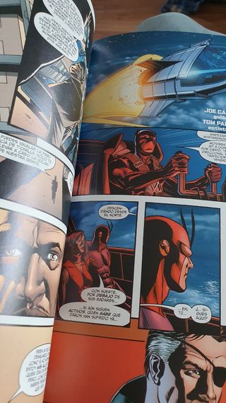 LOS VENGADORES: AÑO DOS MARVEL MAX