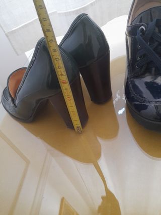 Scarpe in vernice 