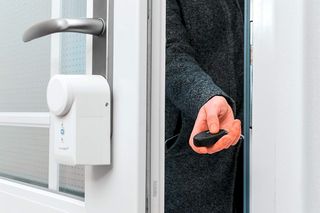 Homematic IP- Accionamiento de Cerradura de Puerta
