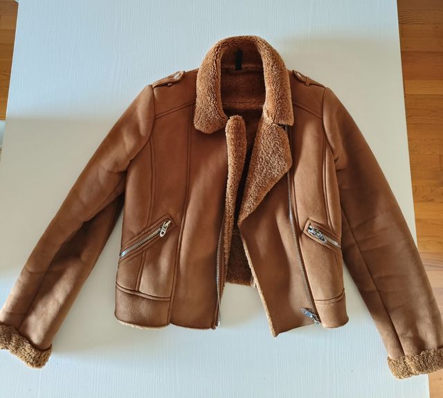 Giubbotto in montone sintetico Zara