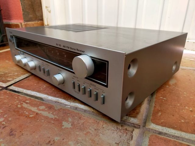 AMPLIFICADOR TEAC RV 30 STEREO RECEIVER