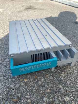 Inversor 220V Mastervolt 12/500
