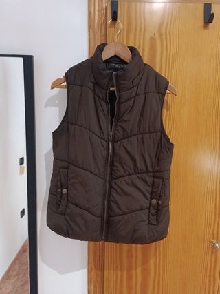 Chaleco Stradivarius acolchado