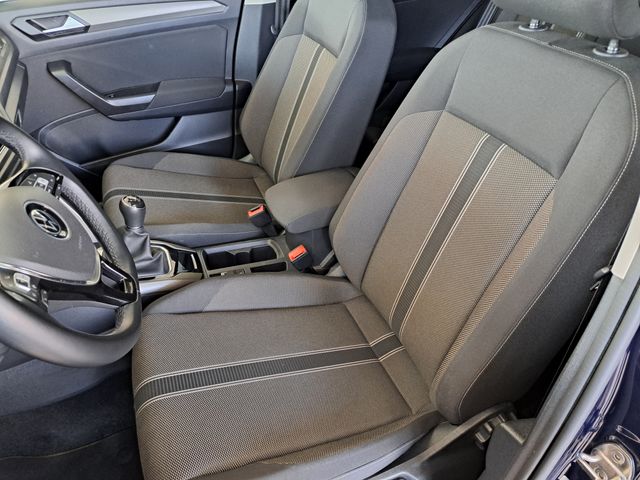 Volkswagen T-Roc advance 110cv