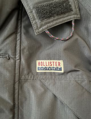 Abrigo Hollister