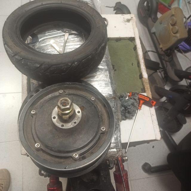 Taller reparación de patinetes eléctrico