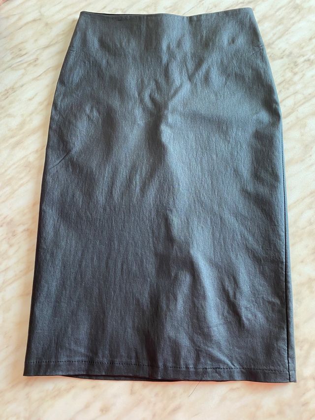 gonna in simil pelle a tubino