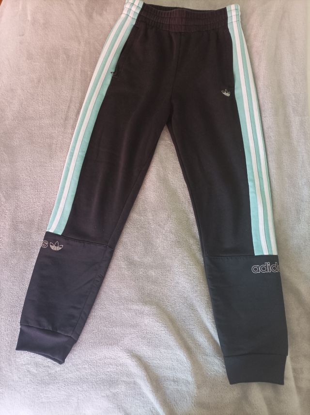 Pantalón adidas