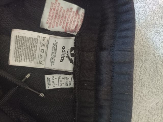 Pantalón adidas