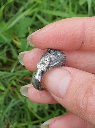 Anillo de plata