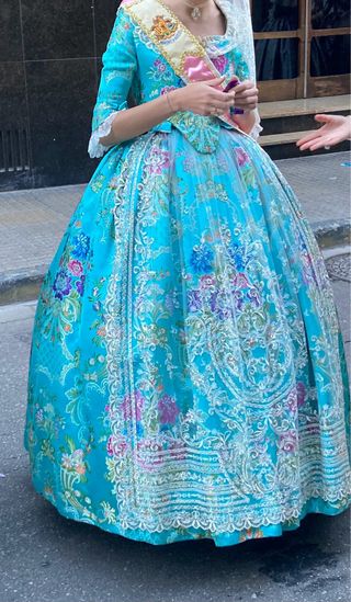 Traje fallera