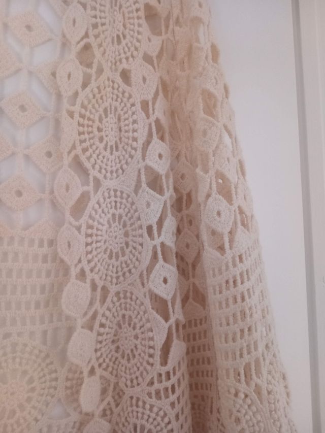 Chaqueta beige crochet