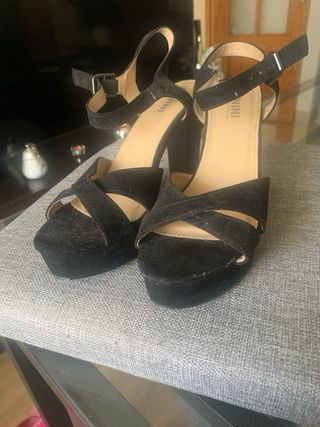 TACONES BENINI EXCLUSIVE 6️⃣€
sin devolucion