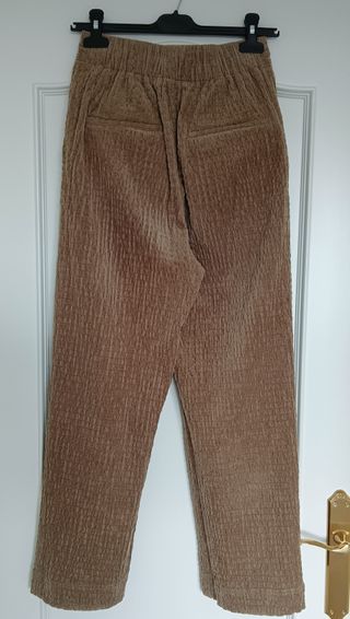 Pantalón pinzas pana labrada Bimba y Lola a estren