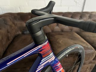 Berria belador custom ultegra Di2 T55