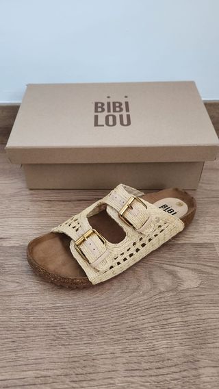 Sandalias Bibi Lou talla 39. A Estrenar
