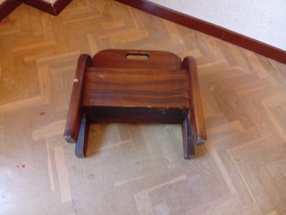 Revistero vintage de madera