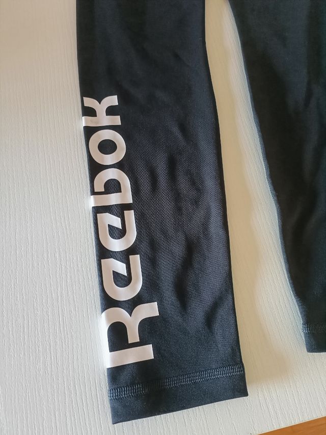 Set t shirt e leggins Reebok Donna
