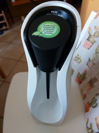 Accessorio x fare acqua gasata