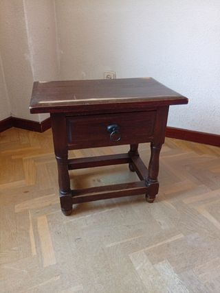 Mesita con cajón