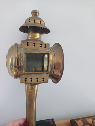 Farol antiguo de carruaje 