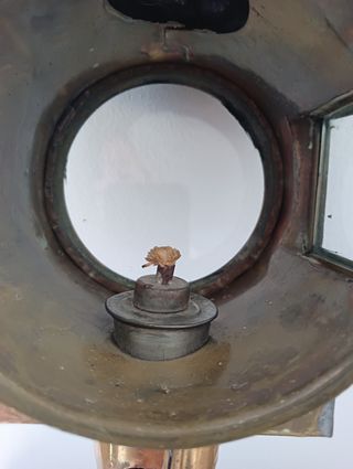 Farol antiguo de carruaje 