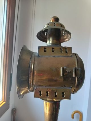 Farol antiguo de carruaje 