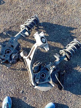 Amortiguadores mercedes clase A W177