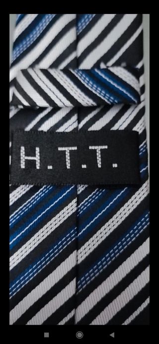 Corbata de H.T.T.