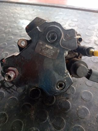 Bomba alta presión bosch compatible nissan opel re