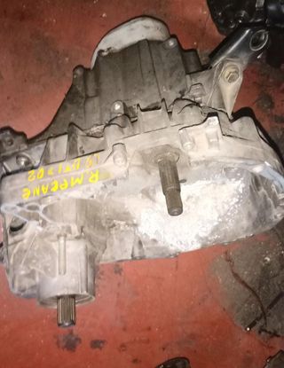 Caja de cambio Renault Megane 1.9 dti año 2002