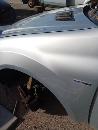 Aleta izquierda MERCEDES ML 350CDI 2010