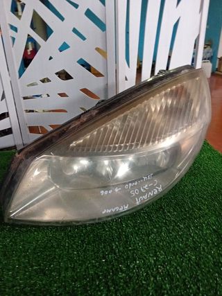 Faro izquierdo Renault megane 2006