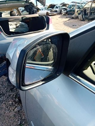 Espejo izquierdo Renault laguna 2011